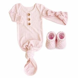 NWT Toby Baby 3 Pc Knot Gown Headband Booties Pink Ribbed Newborn/0-3M